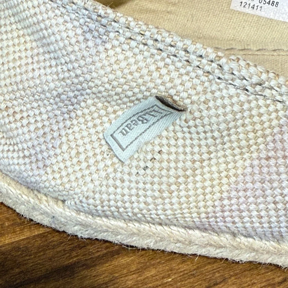 L.L.Bean Women's Slip On Espadrille Shoes Size‎ 9.5 Medium Beige Purple Stripe